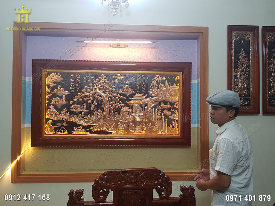 Khung tranh bằng gỗ l&aacute;t đ&atilde; được phun phủ chống mối mọt v&ocirc; c&ugrave;ng chắc chắn